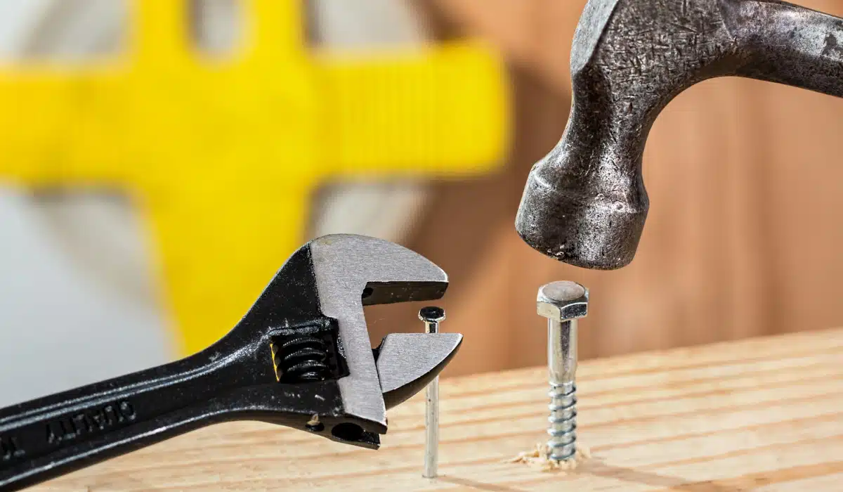 Grille des salaires 2025 des magasins du bricolage
